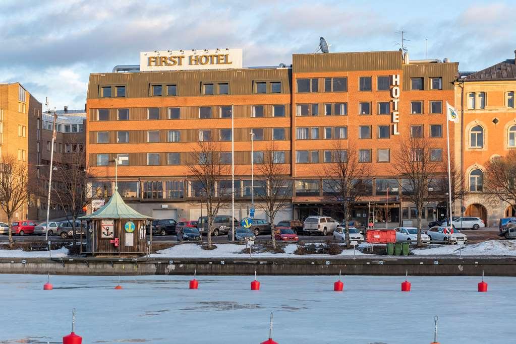 First Hotel Stadt Härnösand Exterior foto