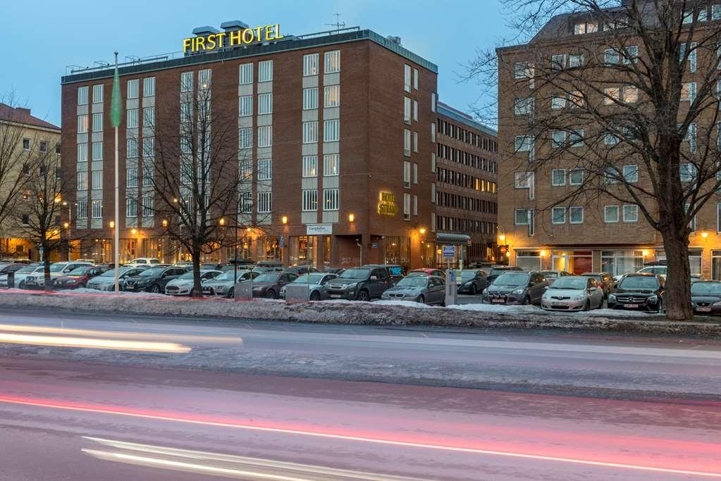 First Hotel Stadt Härnösand Exterior foto
